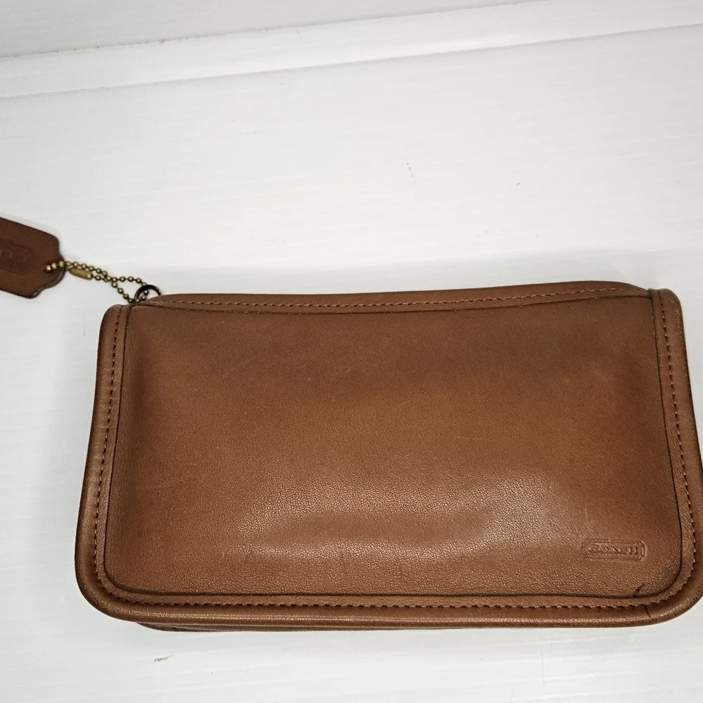Coach Vintage 7165 British Tan Leather Chunky Case Pouch , Clutch Bag – USA Made